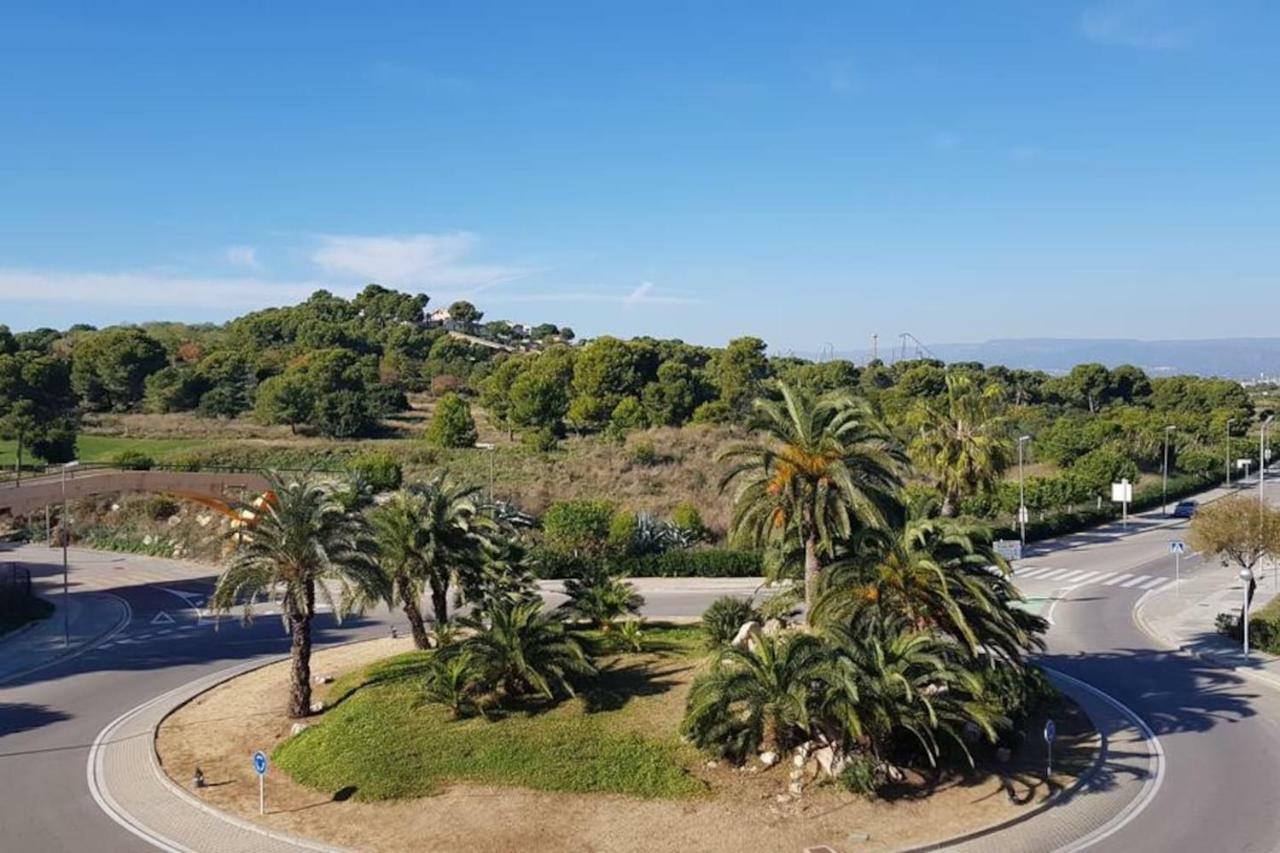 Port Aventura, Exclusivo Alojamiento La Pineda Bagian luar foto